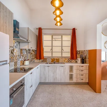 Seafront Balcony For 5, Steps From St George's Bay By 360 Estates Lejlighed Birżebbuġa