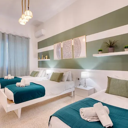 Seafront Balcony For 5, Steps From St George's Bay By 360 Estates *