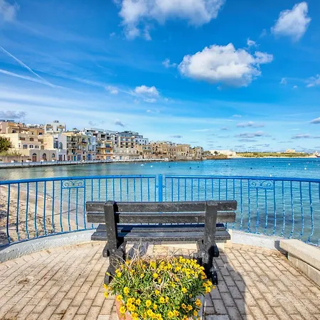 Seafront Balcony For 5, Steps From St George's Bay By 360 Estates * Бирзеббуджа
