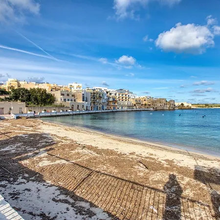 Seafront Balcony For 5, Steps From St George's Bay By 360 Estates Бирзеббуджа